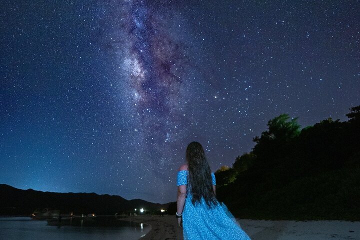 Dark Sky Sternenbeobachtung & Nachtporträt Tour in Kabira Bay