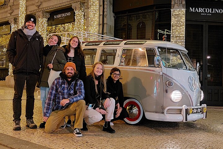 Porto: Exclusive Tour in a Vintage VW Kombi with an Open Roof