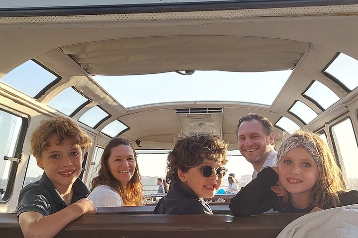 Porto: Exclusive Tour in a Vintage VW Kombi with an Open Roof