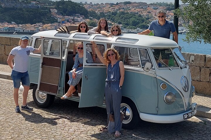 Porto: Exclusive Tour in a Vintage VW Kombi with an Open Roof
