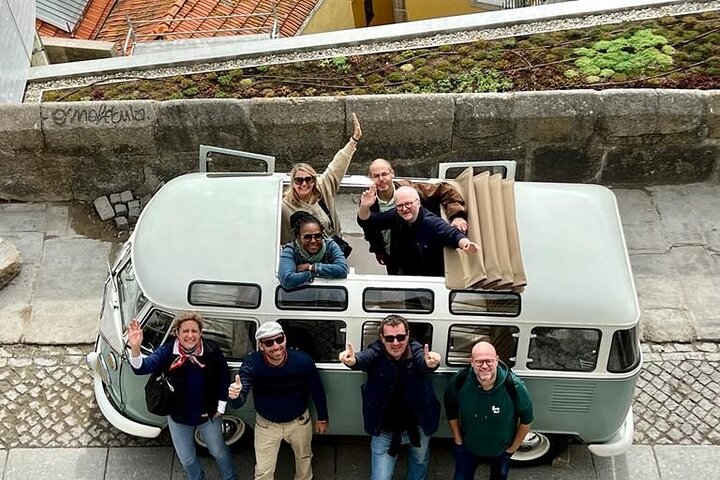 Porto: Exclusive Tour in a Vintage VW Kombi with an Open Roof