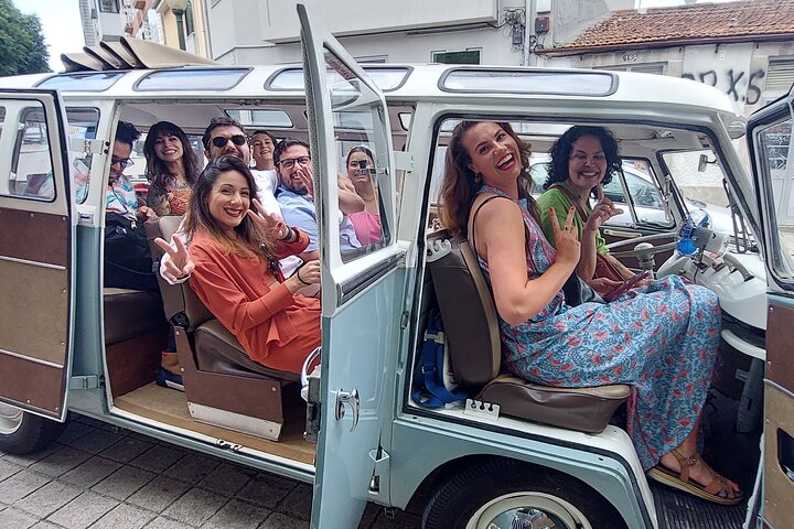 Porto: Exclusive Tour in a Vintage VW Kombi with an Open Roof