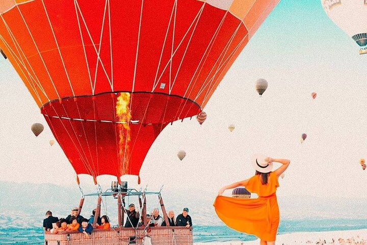 Excursão independente de Sarıgerme em Pamukkale com passeio de balão de ar quente