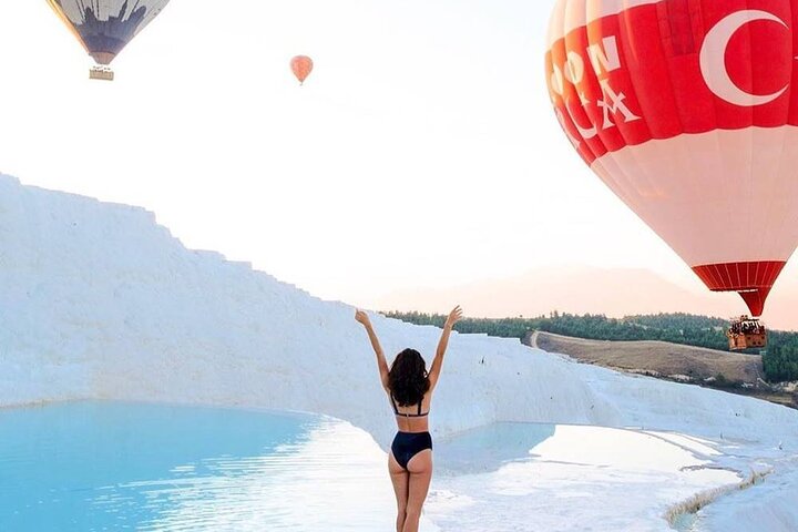Excursão independente de Sarıgerme em Pamukkale com passeio de balão de ar quente