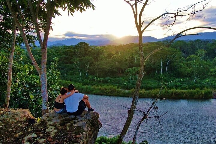 Aventura en la selva de 3 días desde / hacia Tena - Región amazónica de Napo
