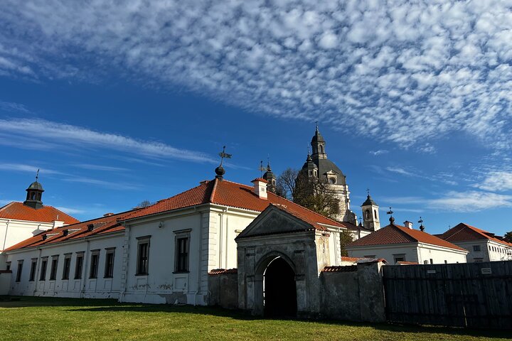 Tour out of Vilnius: Paneriai holocaust park, Trakai, Kaunas