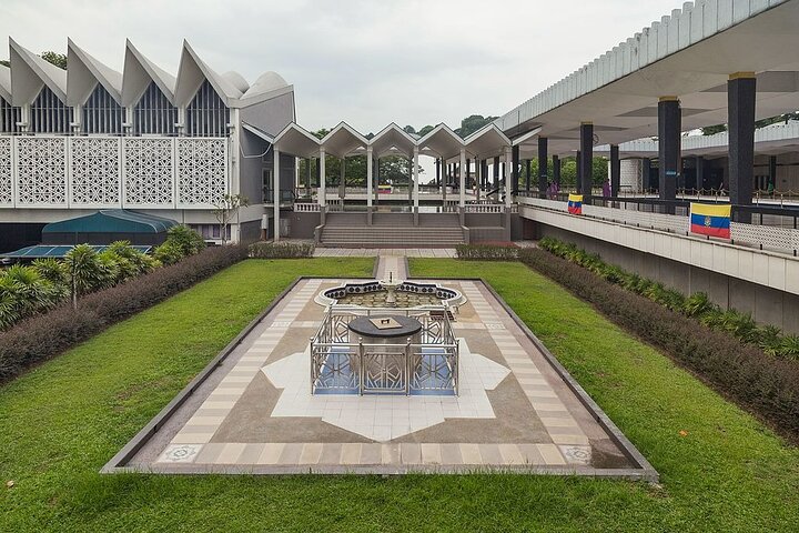Tour de escala en el aeropuerto internacional de Kuala Lumpur