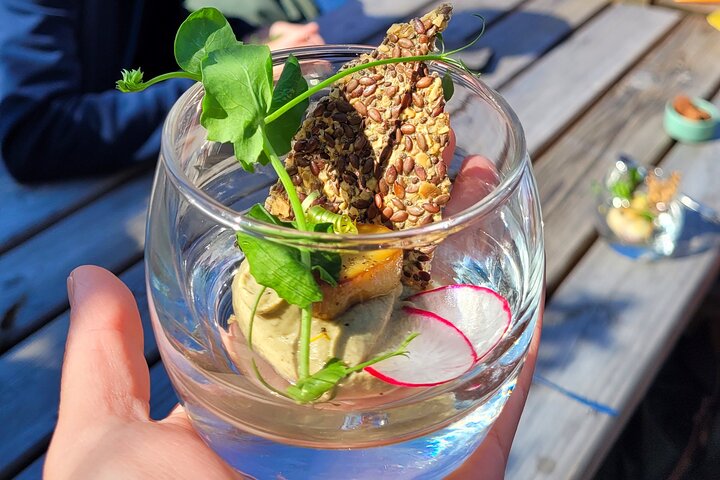 Utrecht Bike & Bite: The Ultimate Local Food Tour with Guide