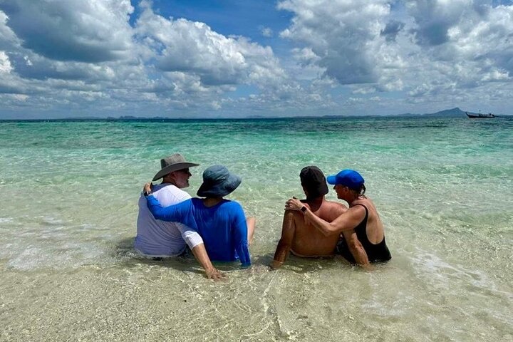 Private Longtail Boat Tour to 4 Islands