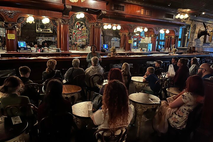 Spirits of Seville Pensacola's Haunted History Tour with Meal