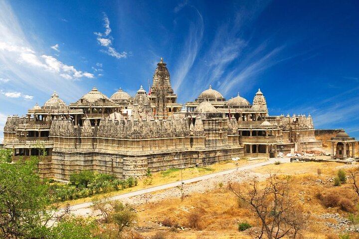 Jodhpur a Udaipur De regreso con paradas en Ranakpur y Kumbhalgarh