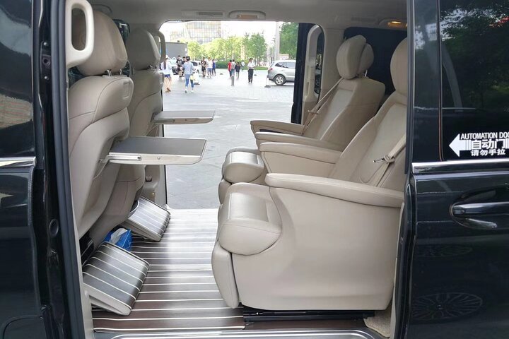[Lufthavnstransfer] Wuhan Tianhe International Airport ⇔ Wuhan City Transfer ☆ Høj anseelse for service! 