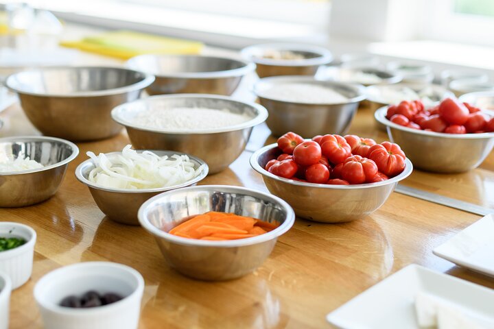 Lição de cozinha em grupo pequeno e degustação de vinhos na Prêmio vinícola