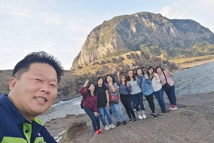 Jeju island Private Tour - UNESCO Day Tour & Haenyeo Performance