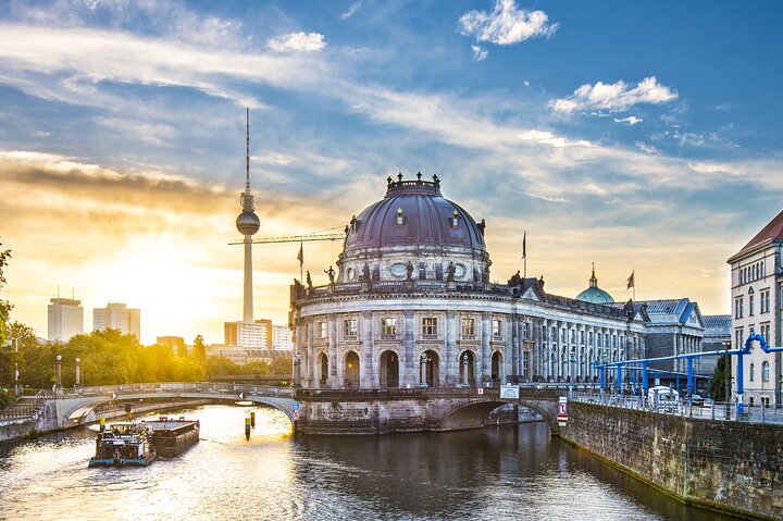 Deluxe Berlin : Hektische Landtour vom Kreuzfahrthafen Warnemunde