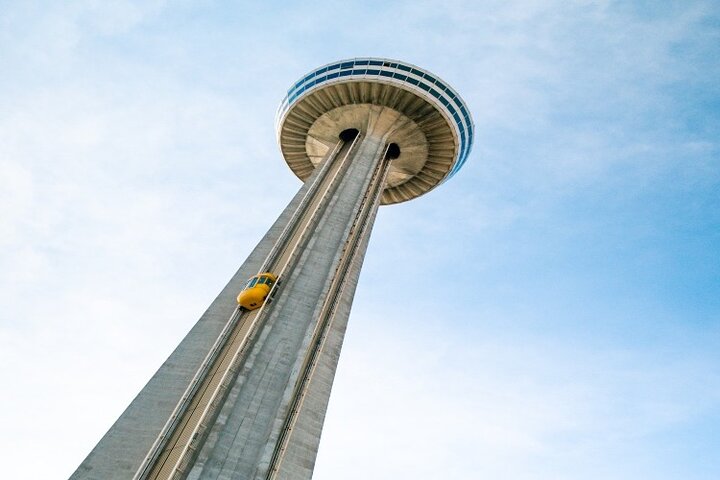 Niagara Falls Tour: Croisière en bateau, voyage derrière les chutes et Skylon