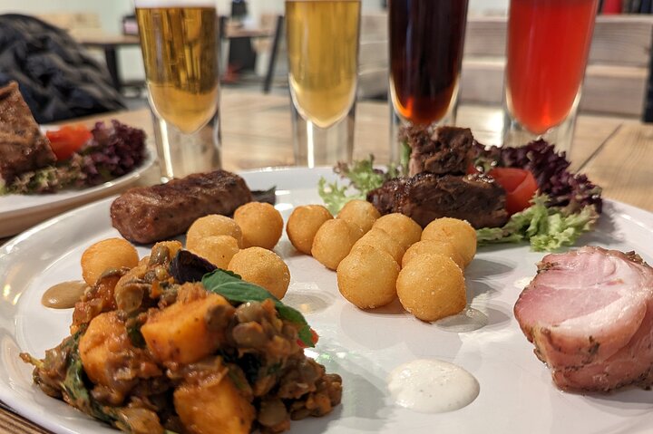 Halbtägiger privater Essens- und Wein-Rundgang Oradea Rumänien