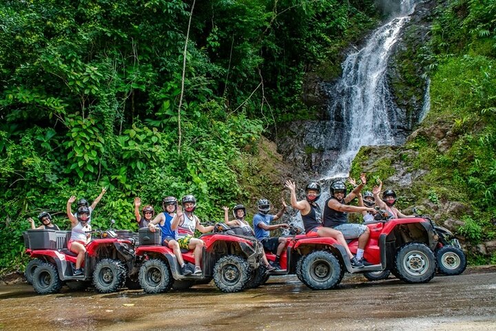 Manuel Antonio: visite en VTT hors route de la forêt tropicale et des cascades