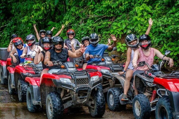 Manuel Antonio: visite en VTT hors route de la forêt tropicale et des cascades