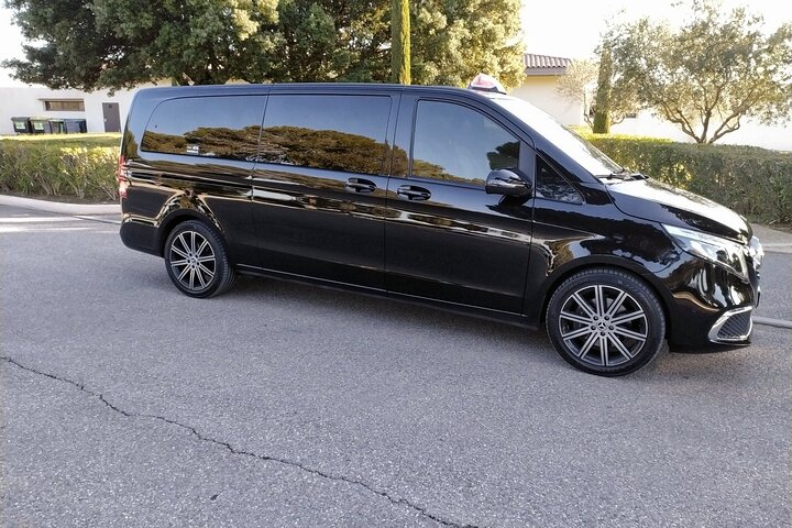 Tour Privativo de 5 Horas pela Provença de Marselha em Carro de Luxo
