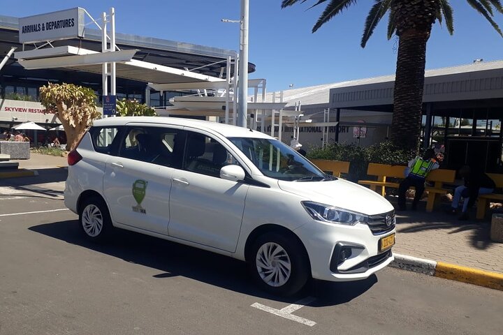 Privattransfers zwischen Windhoek und Hosea Kutako Int. Flughafen