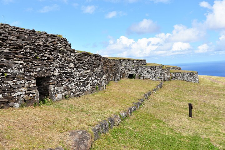 Mysteries and Legends: Complete Journey of Rapa Nui in 3 Tours
