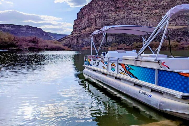 Tour panorámico en barco a Pillar Falls en Twin Falls, Idaho