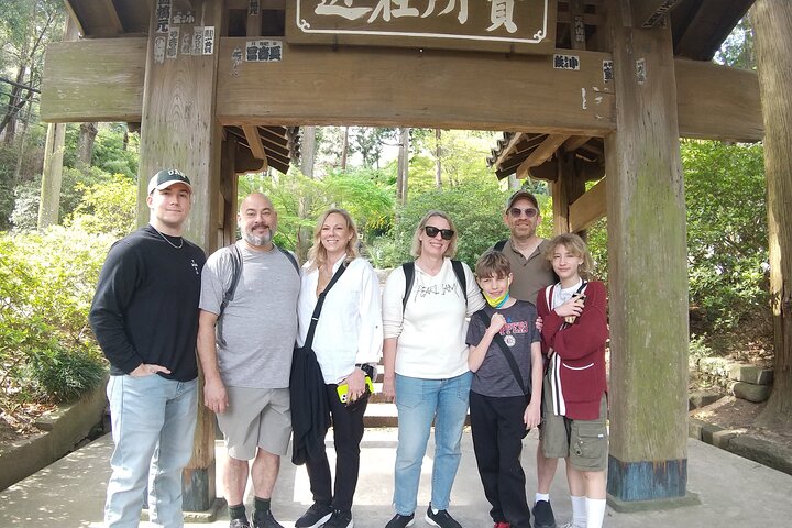 Kamakura Private Tour: Templer, natur og den store Buddha