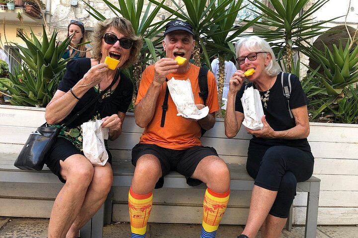 Ultimate Street Food Tour de Bari - Pequeno Grupo por Do Eat Better