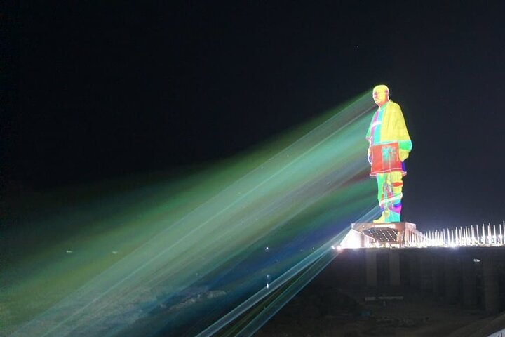 De la sourate à la statue de l'unité : une journée de merveilles et d'héritage