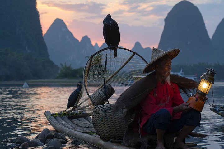 Private Tour-Yangshuo Seven Fairies Peak tea plantation and Xianggong hill
