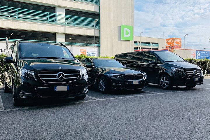 Traslado privado desde el puerto de cruceros de Visby a los hoteles de la ciudad de Estocolmo