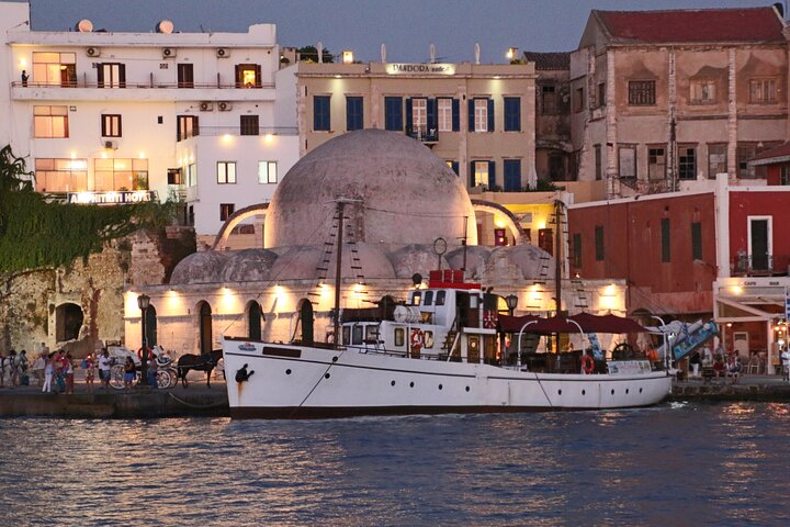 Anreise mit dem Kreuzfahrtschiff nach Chania - Hafen von Souda