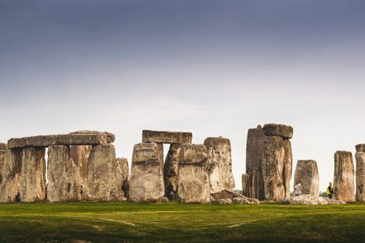 Ganztägige Tour ab Bristol zu den Dörfern Stonehenge und Cotswold