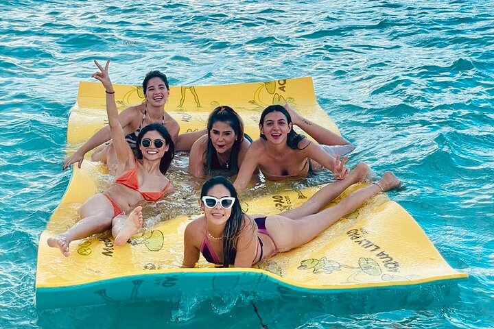 Tour marino privato: scoprire i 7 colori del mare di San Andres