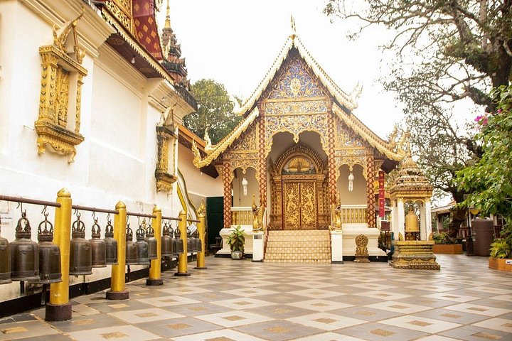 Chiang Mai - Tempio Doi Suthep ed escursione al Wat Pha Lat