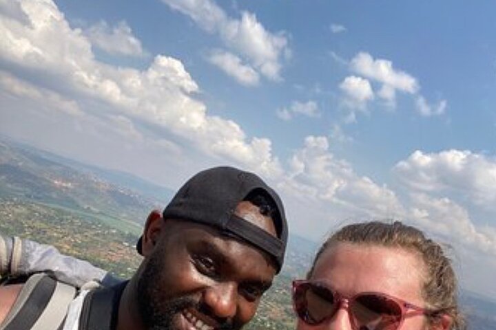 Mount Kigali-wandeling en zipline-avontuurtour (ophalen en afzetten)