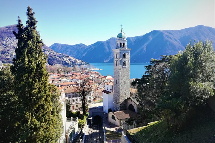 Lago Como & Lugano para grupos pequeños : 2 países en 1 día, Crucero en barco