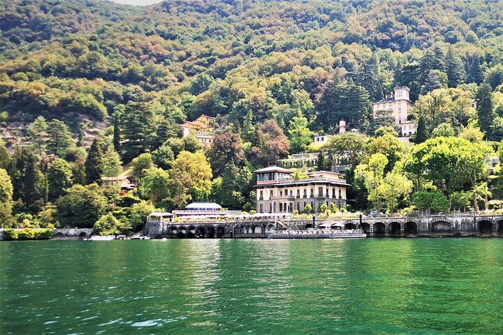 Lago Como & Lugano para grupos pequeños : 2 países en 1 día, Crucero en barco