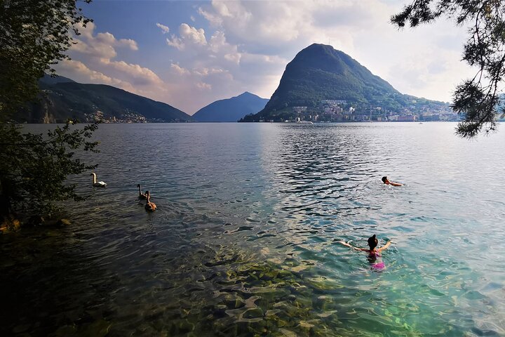 Lago Como & Lugano para grupos pequeños : 2 países en 1 día, Crucero en barco