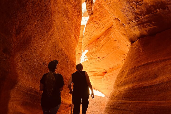 Peek-A-Boo Slot Canyon Tour Aventura en UTV (privado)