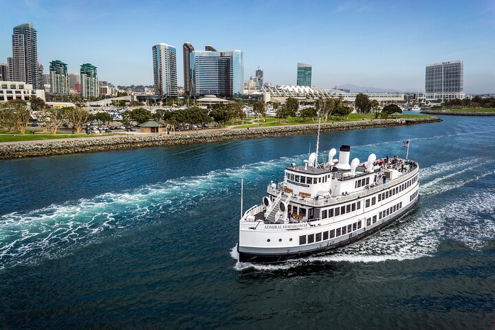 City Cruises San Diego: Scenic 90-minutters fortalt havn tur