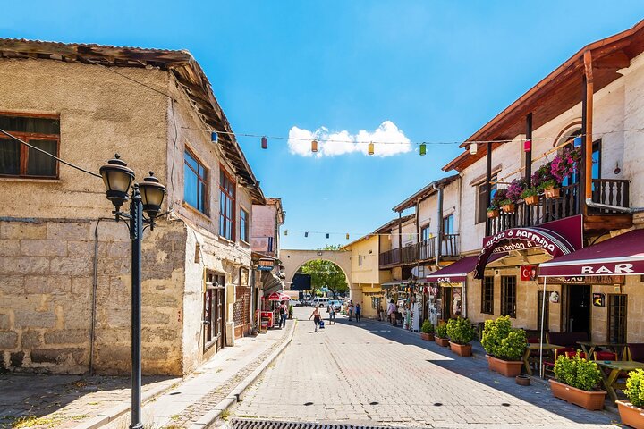 Semi-Private Cappadocia Day Tour fra Istanbul, Cappadocia Hoteller