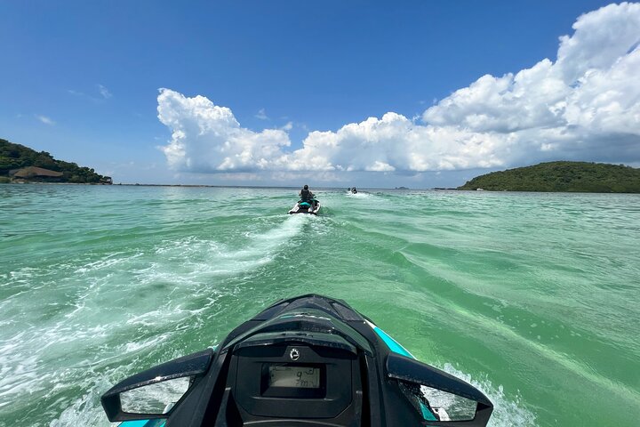 2,5 Stunden Pig Island-Virgin Islands & Schnorchel-Jet-Ski-Safari