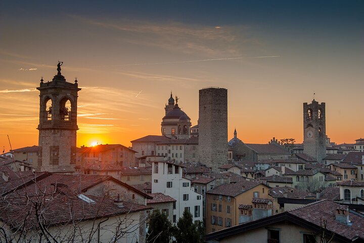 Bergamo: Privater, maßgeschneiderter Rundgang mit Reiseleiter (Privattour)