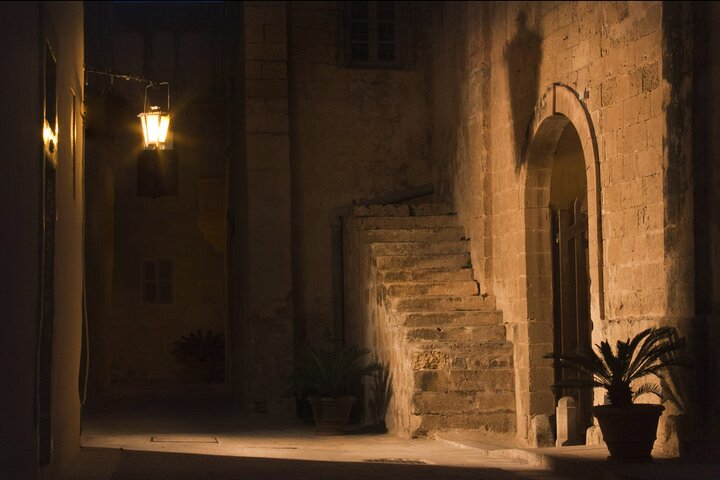 Tour nocturno guiado por el paseo marítimo de La Valeta, Mdina y Rabat