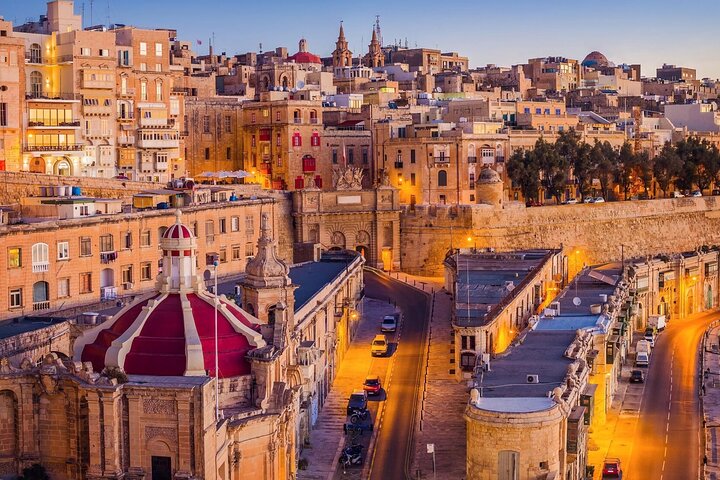 Tour nocturno guiado por el paseo marítimo de La Valeta, Mdina y Rabat