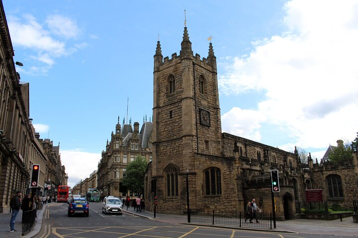 Newcastle: tour privato a piedi con una guida (tour privato)