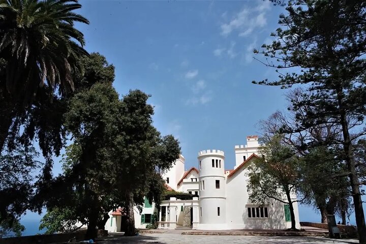 Tour de día completo a Tánger desde Rabat en tren con paseo en camello