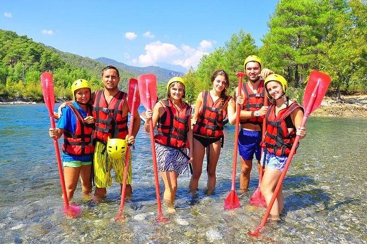 River Rafting & Quad Safari med lunsj og transport fra Alanya